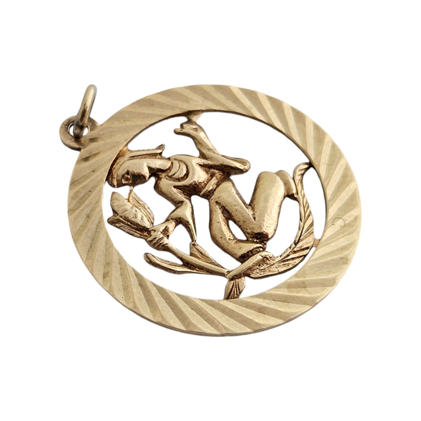 9ct 375 Yellow Gold Virgo Horoscope Charm or Pendant 1964 Dia 2.4 cm 2.4 g.