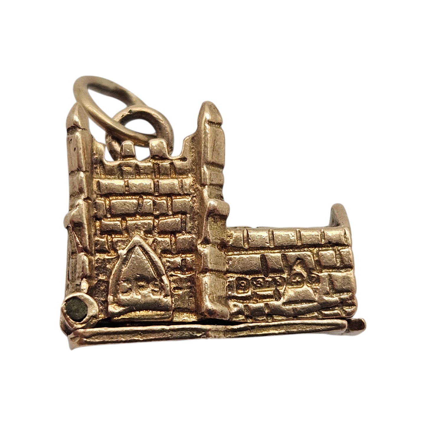 9ct 375 Yellow Gold Wedding In Church Opening Charm 1969 L 1.3 cm 3.3 g.