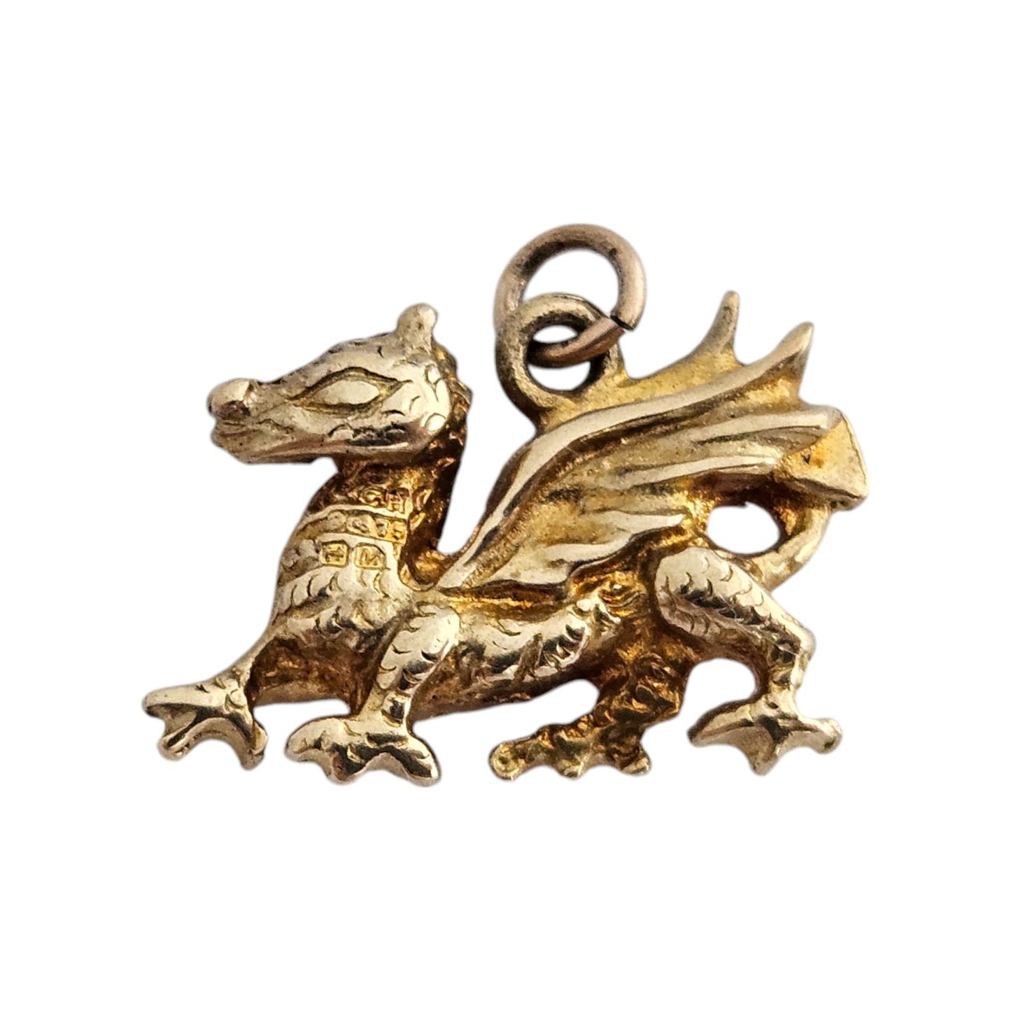 9ct 375 Yellow Gold Welsh Dragon Charm 1961 L 1.6 cm 2.6 g