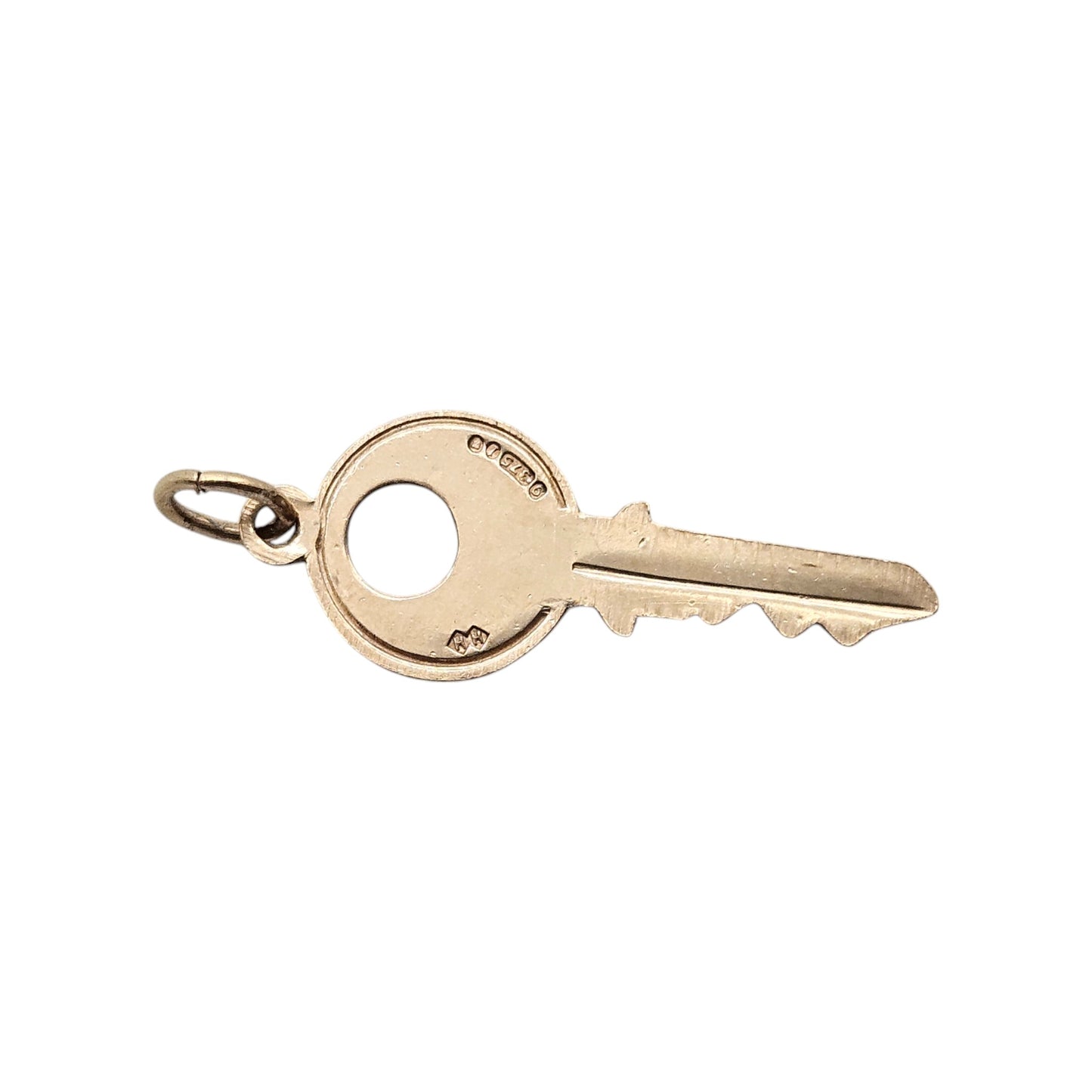 9ct 375 Yellow Gold Yale Key Charm 1966 L 2.2 cm 1.0 g.