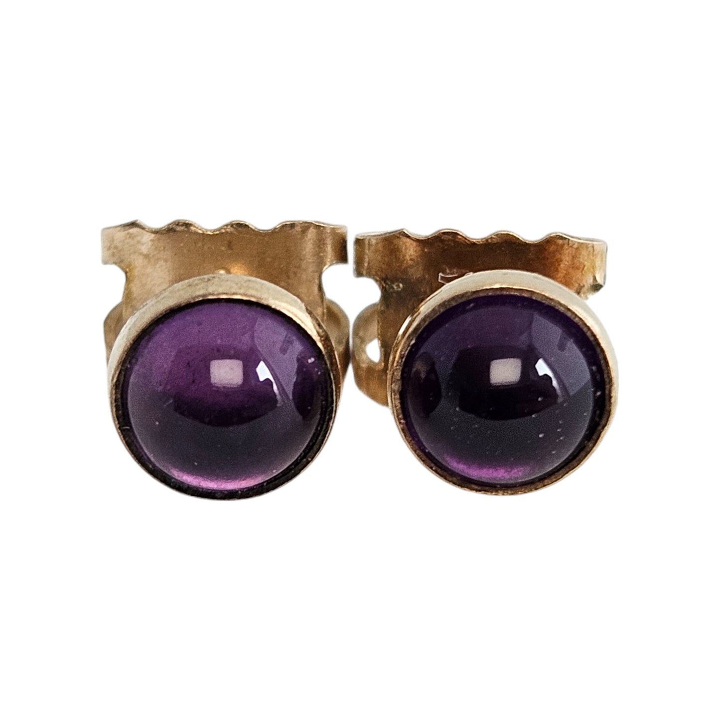 Pair of 9ct Yellow Gold Ear Studs With Cabochon Amethysts