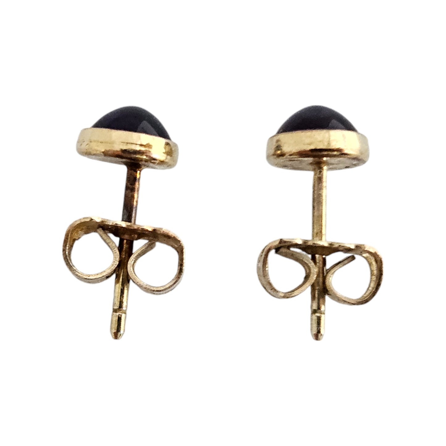 Pair of 9ct Yellow Gold Ear Studs With Cabochon Amethysts