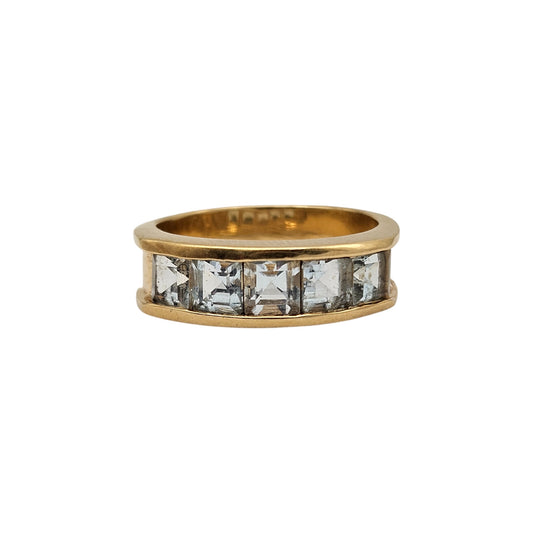 18ct Yellow Gold Aquamarine Ring Size O 6.8 g.