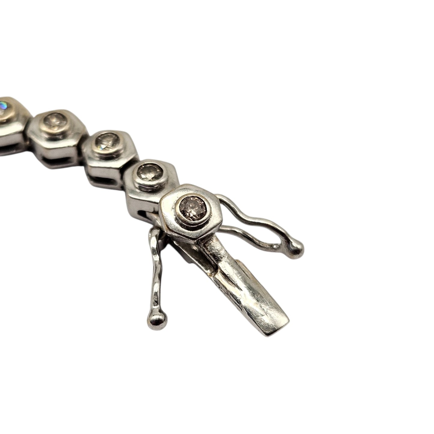 Ladies 18ct 750 White Gold Diamond Bracelet L 18.7 cm 23.3 g.