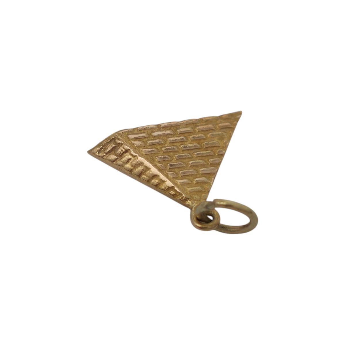 18ct Yellow Gold Pyramid Charm L 1.5 cm 0.9 g.