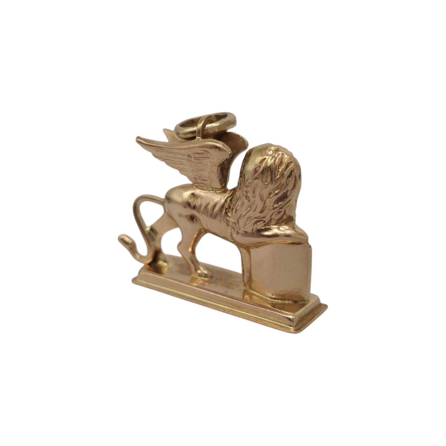 18ct 750 Yellow Gold Winged Lion Pendant L 2.6 cm 6.0 g.