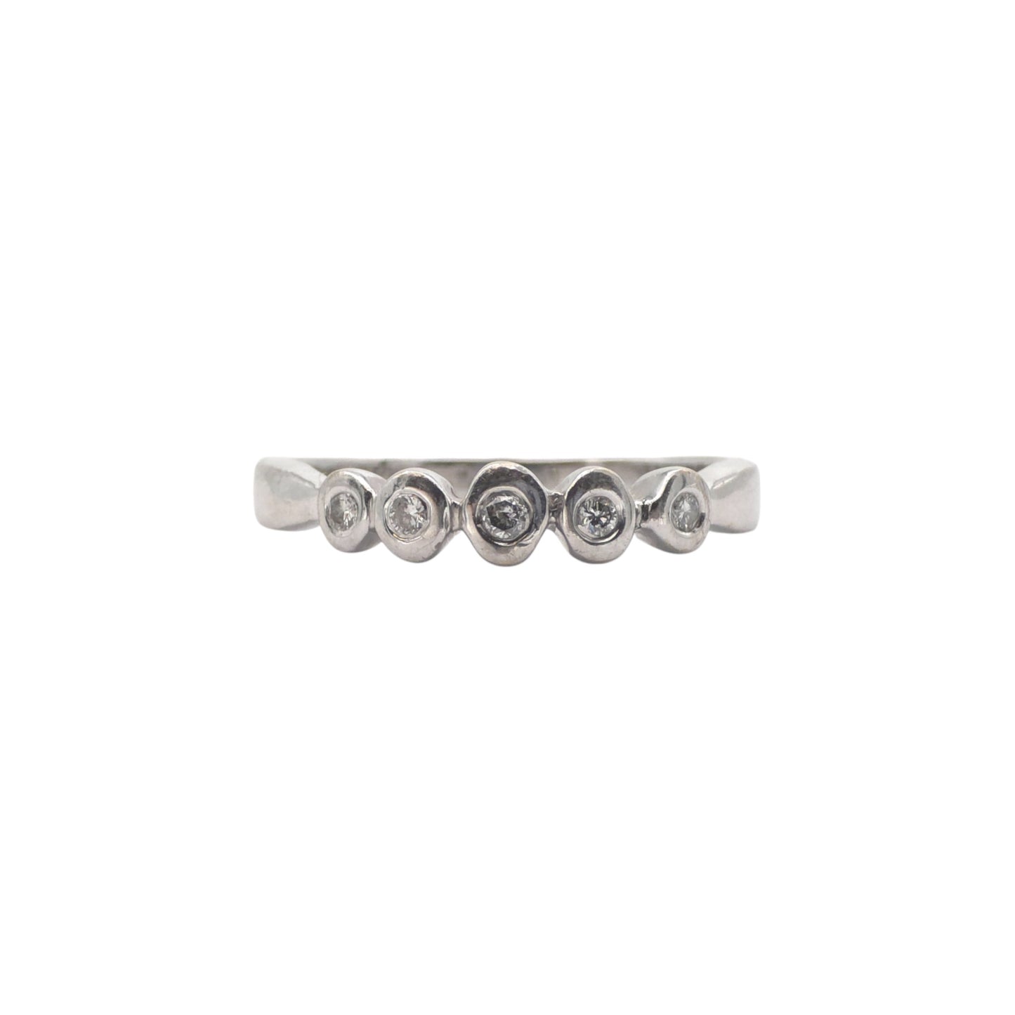 18ct 750 white gold Five Stone Diamond Ring