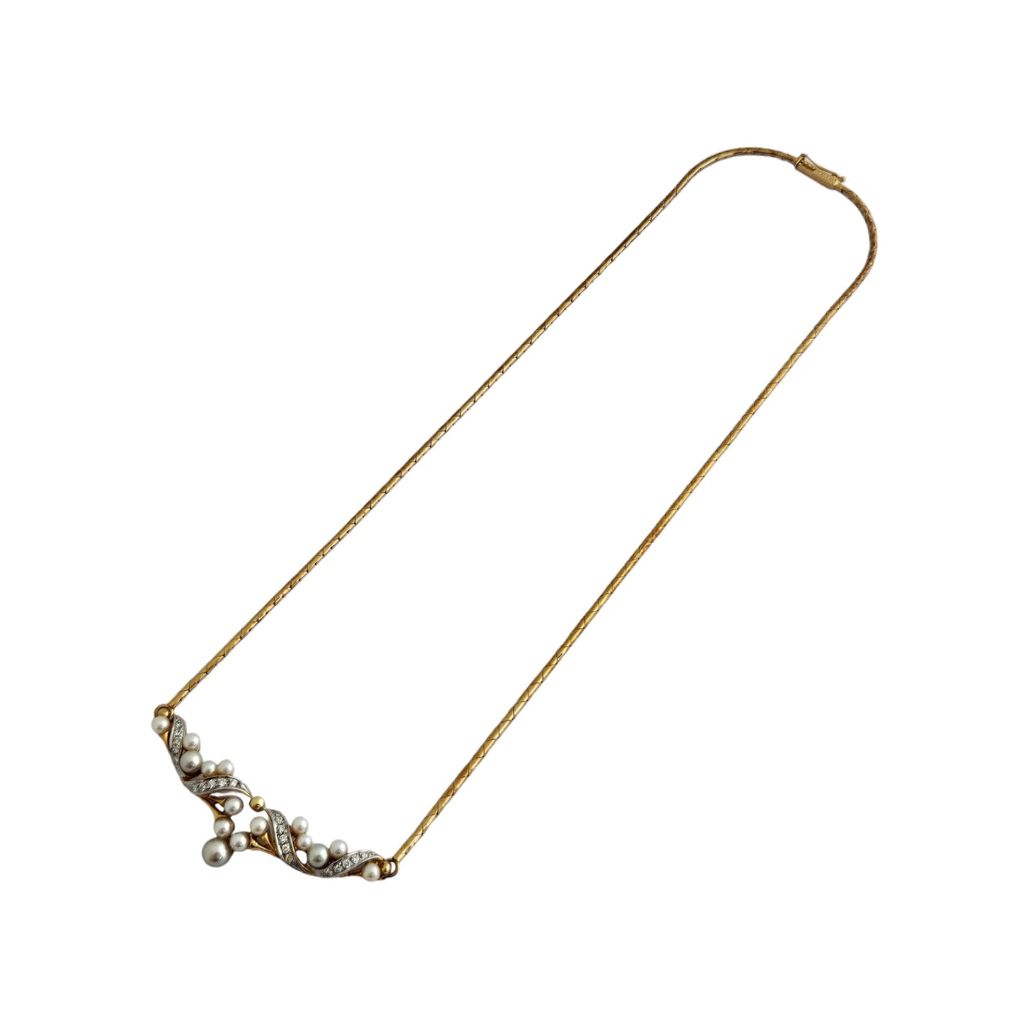 18ct 750 Yellow Gold Necklace with Pearls and Diamonds L 41.3 cm 17.7 g