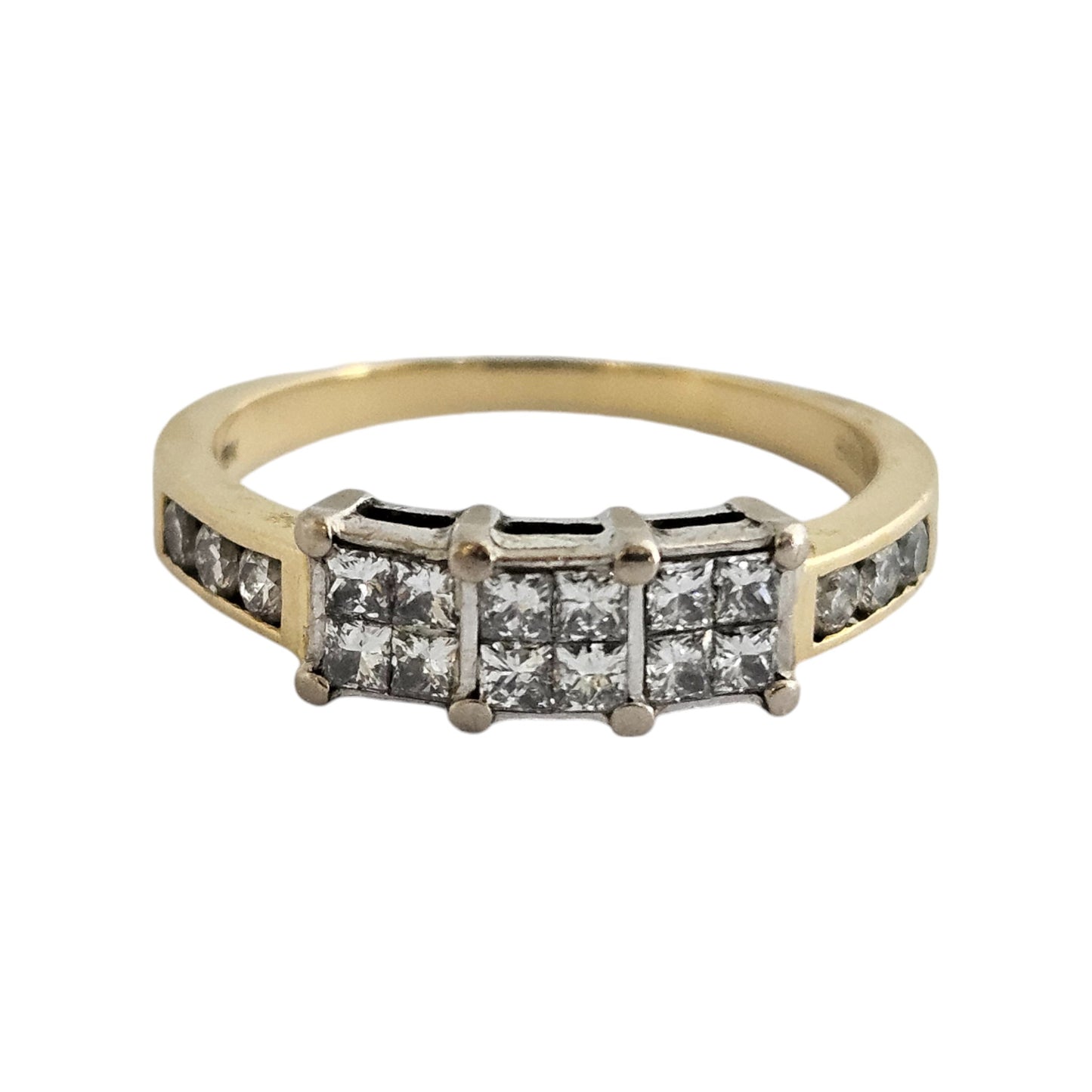 18ct 750 Yellow Gold Diamond Cluster Ring Size L 2.7 g