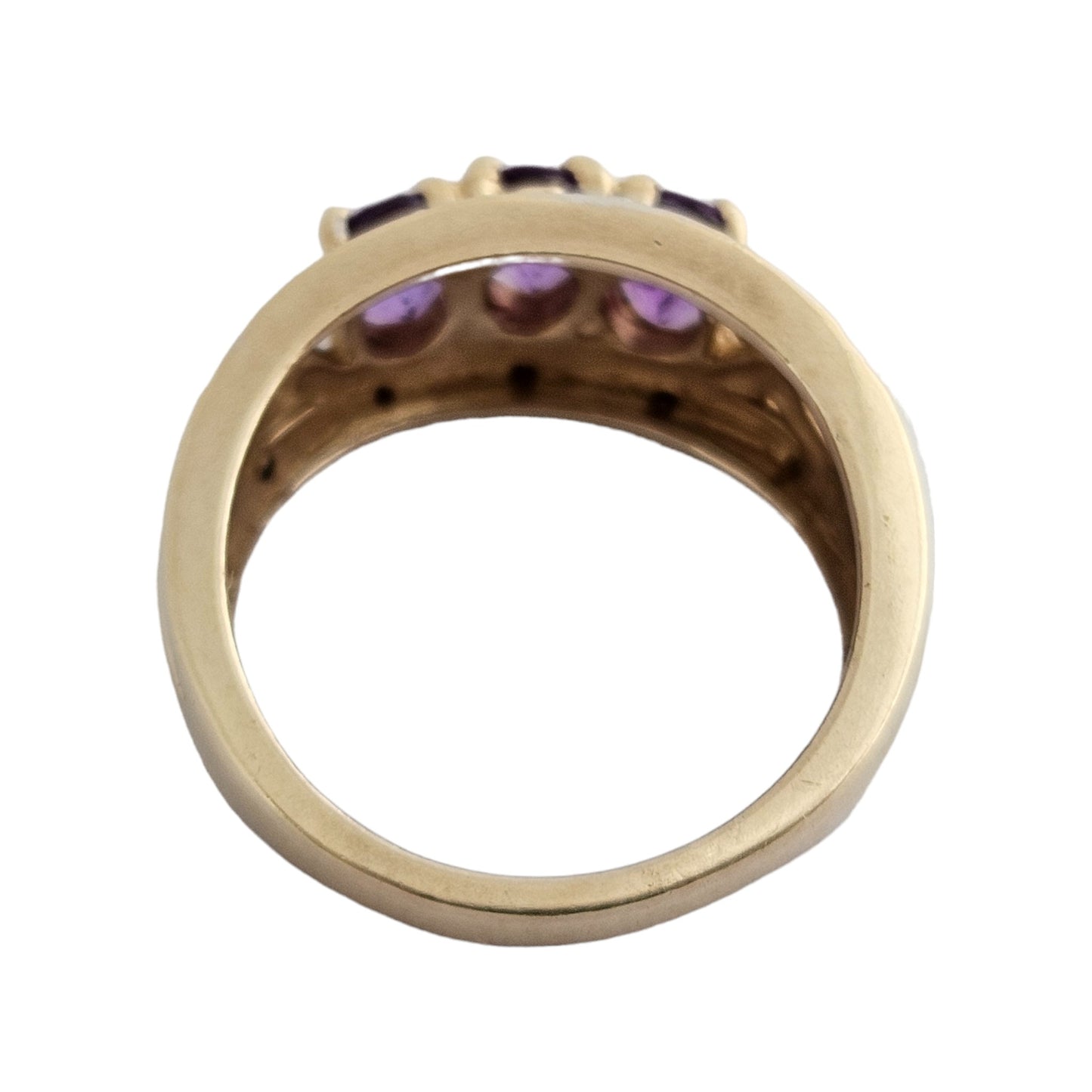 9ct 375 Yellow Gold Ring with Amethysts and Small Diamonds Size K 3.9 g