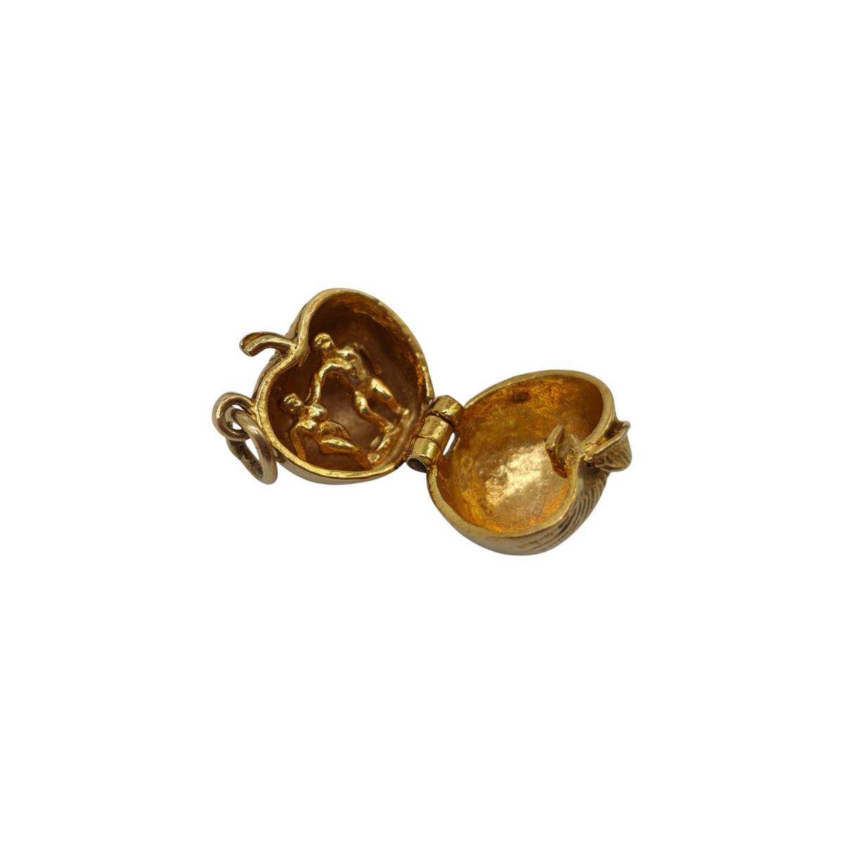 9ct 375 Yellow Gold Adam & Eve Inside Apple Opening Charm 1971 L 1.3 cm 3.5 g.