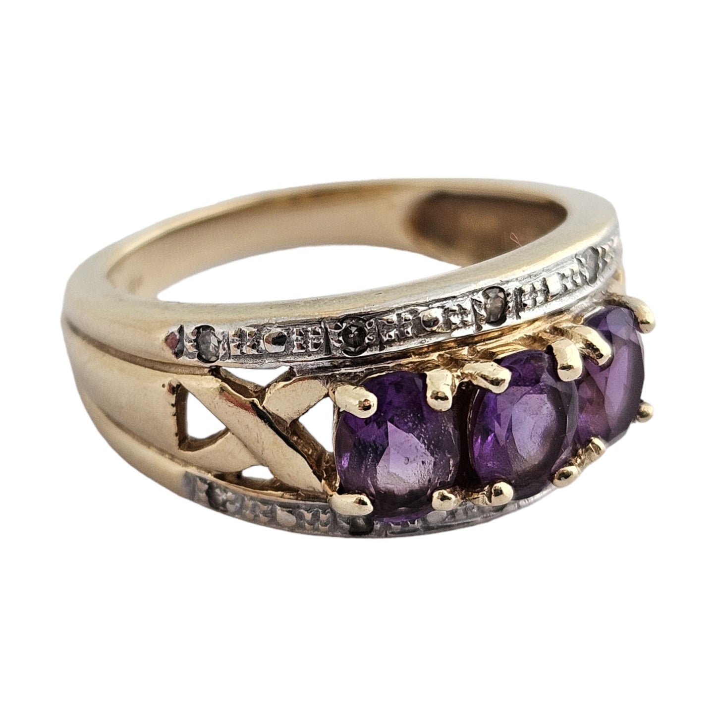 9ct 375 Yellow Gold Ring with Amethysts and Small Diamonds Size K 3.9 g