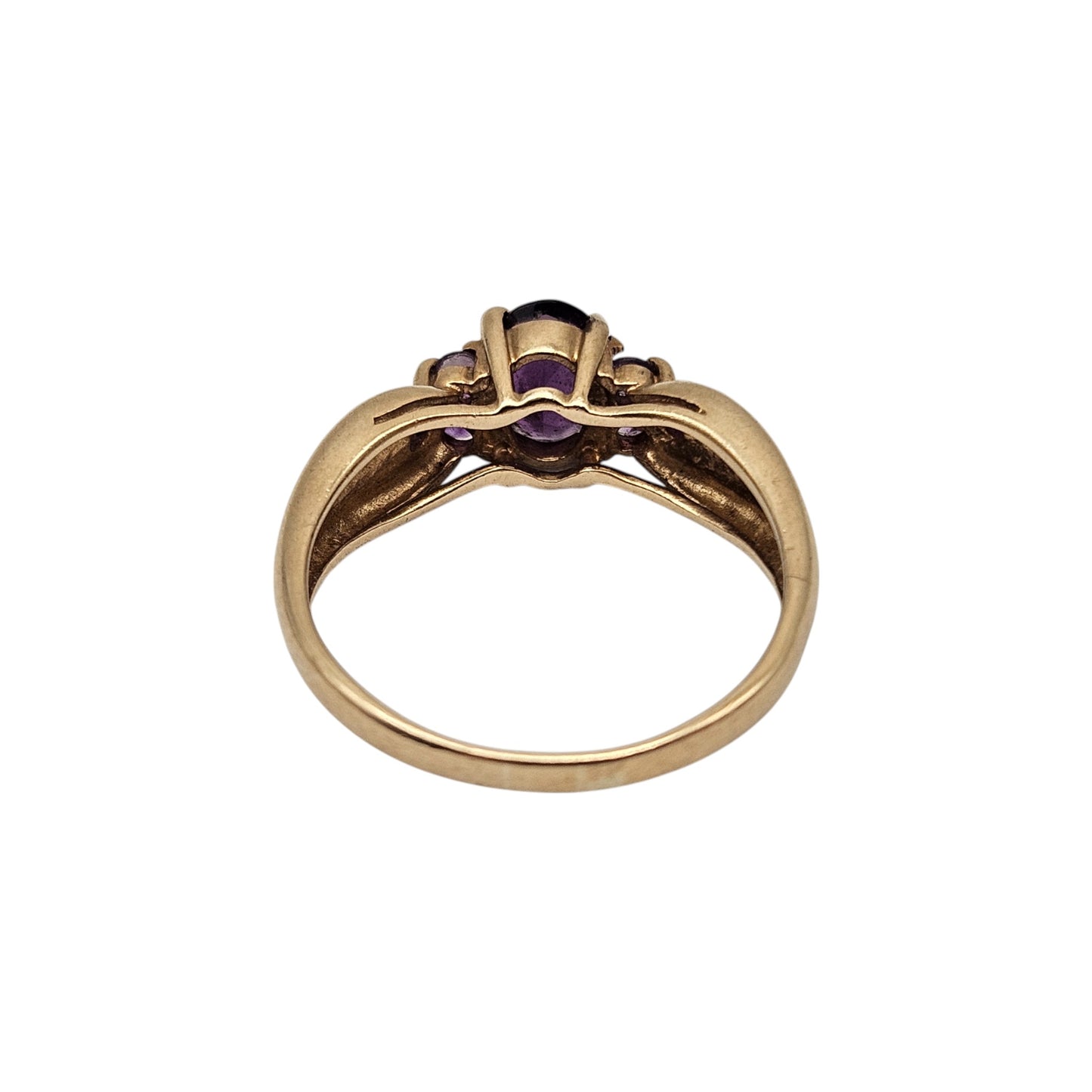 9ct Yellow Gold Amethyst Ring Size O 2.7 g.