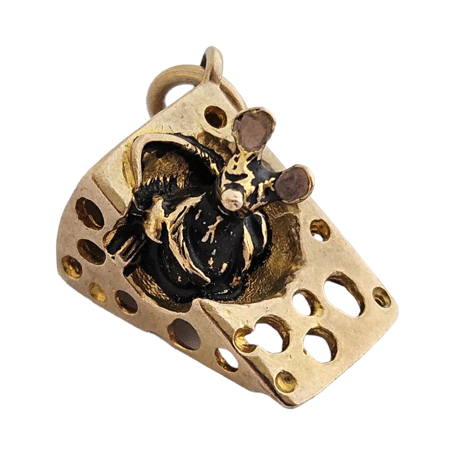 Amusing 9ct 375 Yellow Gold Mouse Inside Cheese Charm c.1969 L 1.5 cm 3.3 g