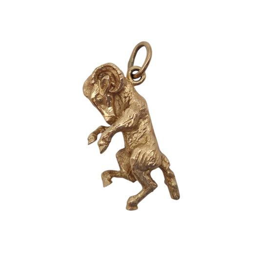 9ct 375 Yellow Gold Aries Charm 1973 L 2.2 cm 4.2 g.