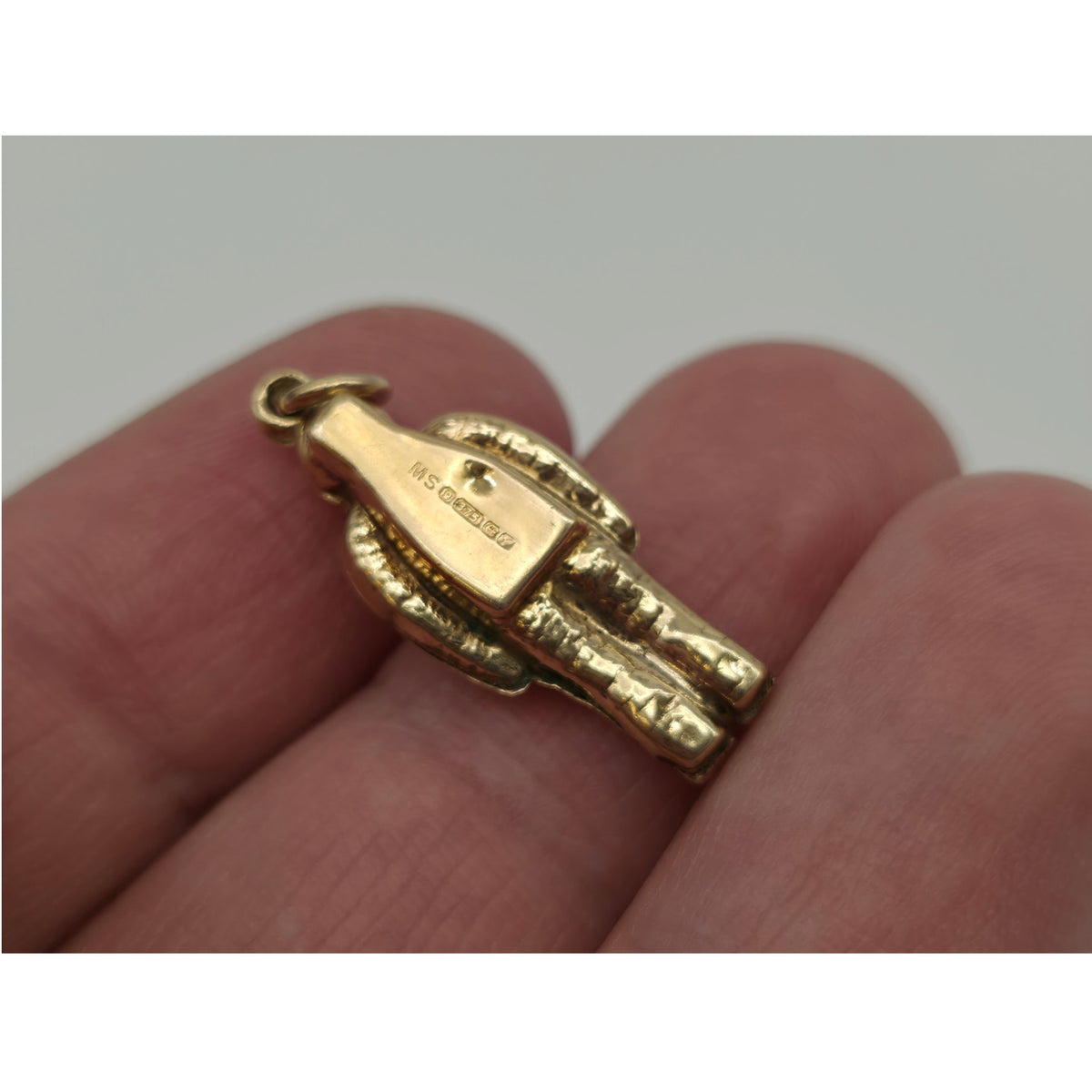 9ct 375 Yellow Gold Astronaut Charm 1973 L 2.2 cm 1.1 g.