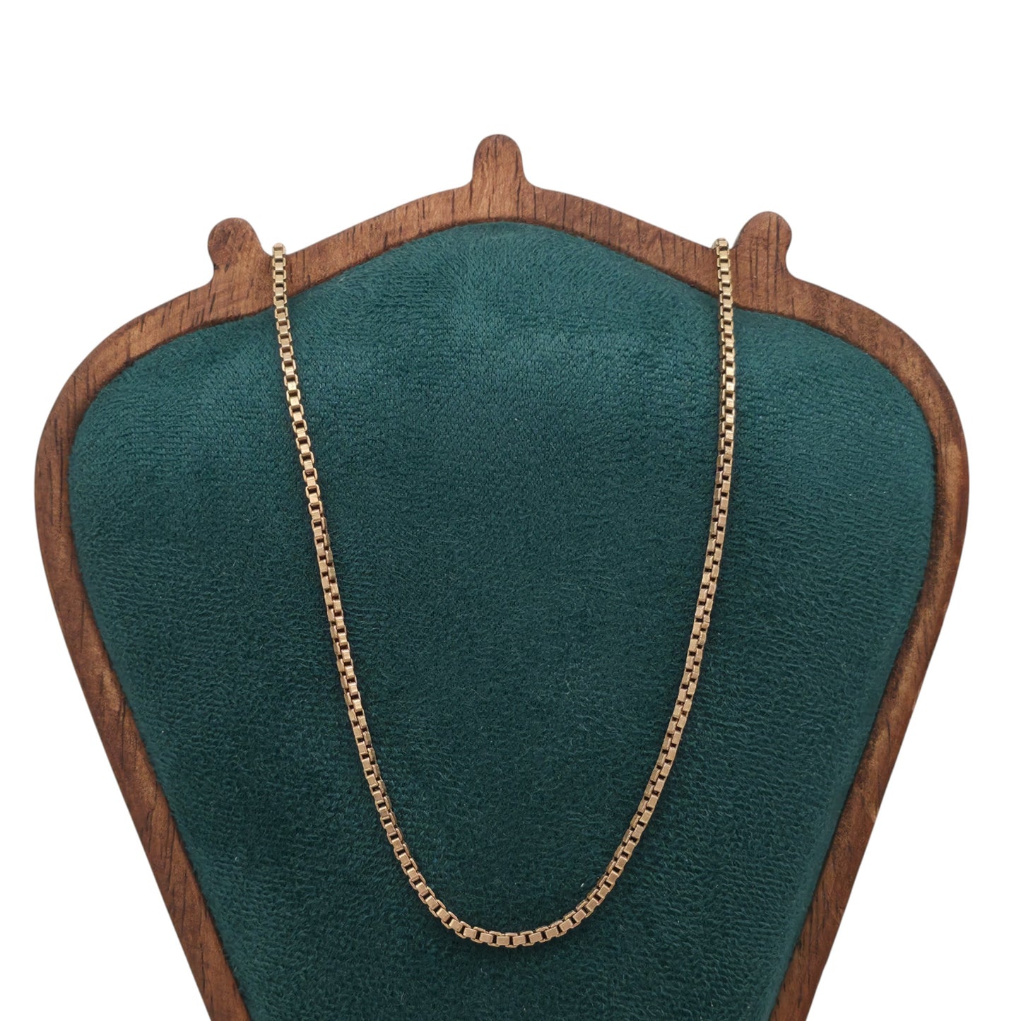 9ct 375 Yellow Gold Box Link Chain c.1984 L 51.6 cm 6.8 g.