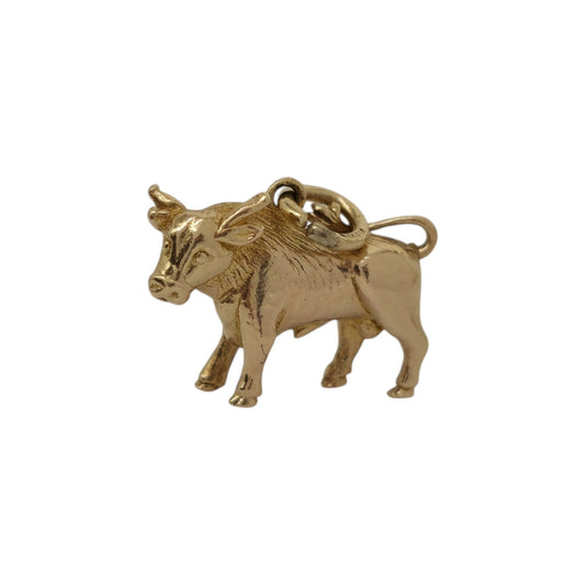 Cast 9ct 375 Yellow Gold Bull Charm 1967 L 1.4 cm 2.9 g.