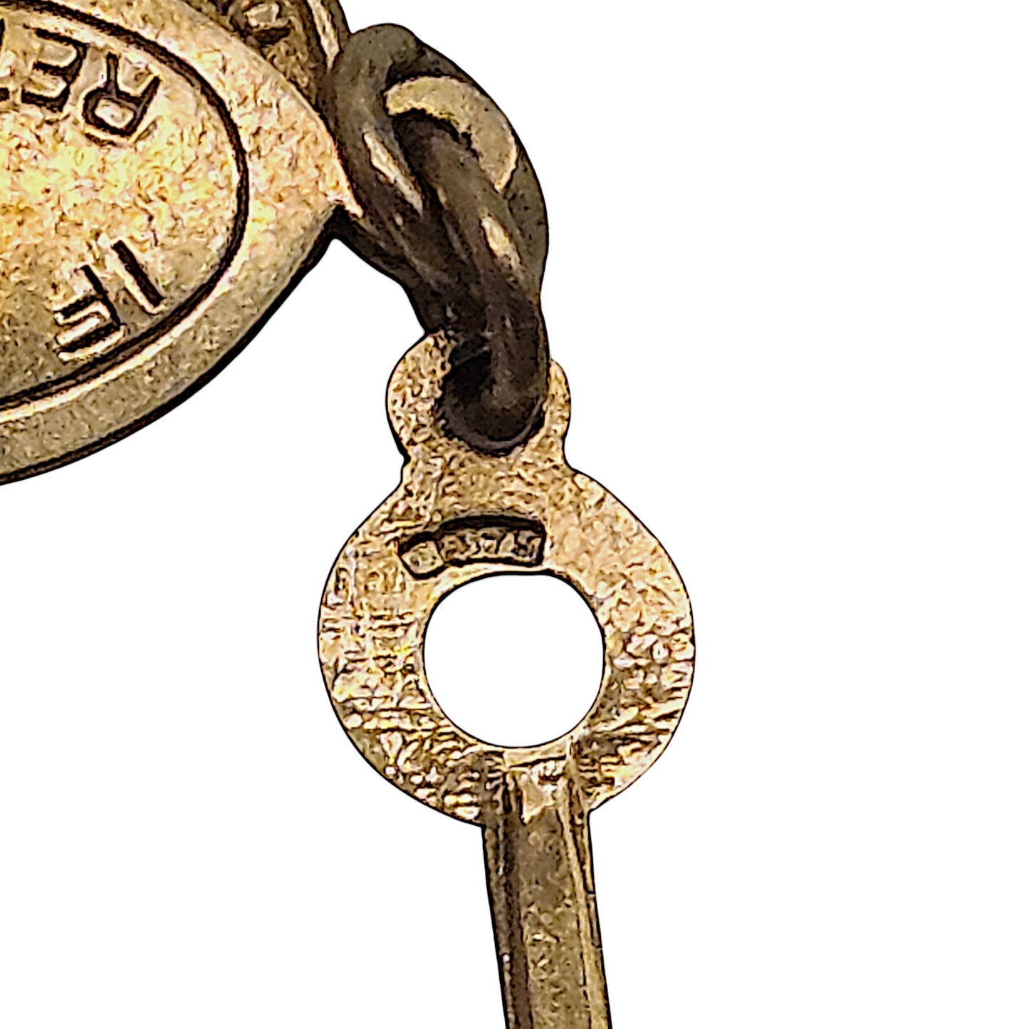 9ct 375 Yellow Gold Bundle Of Keys Charm 1959 L 1.6 cm 1.3 g.
