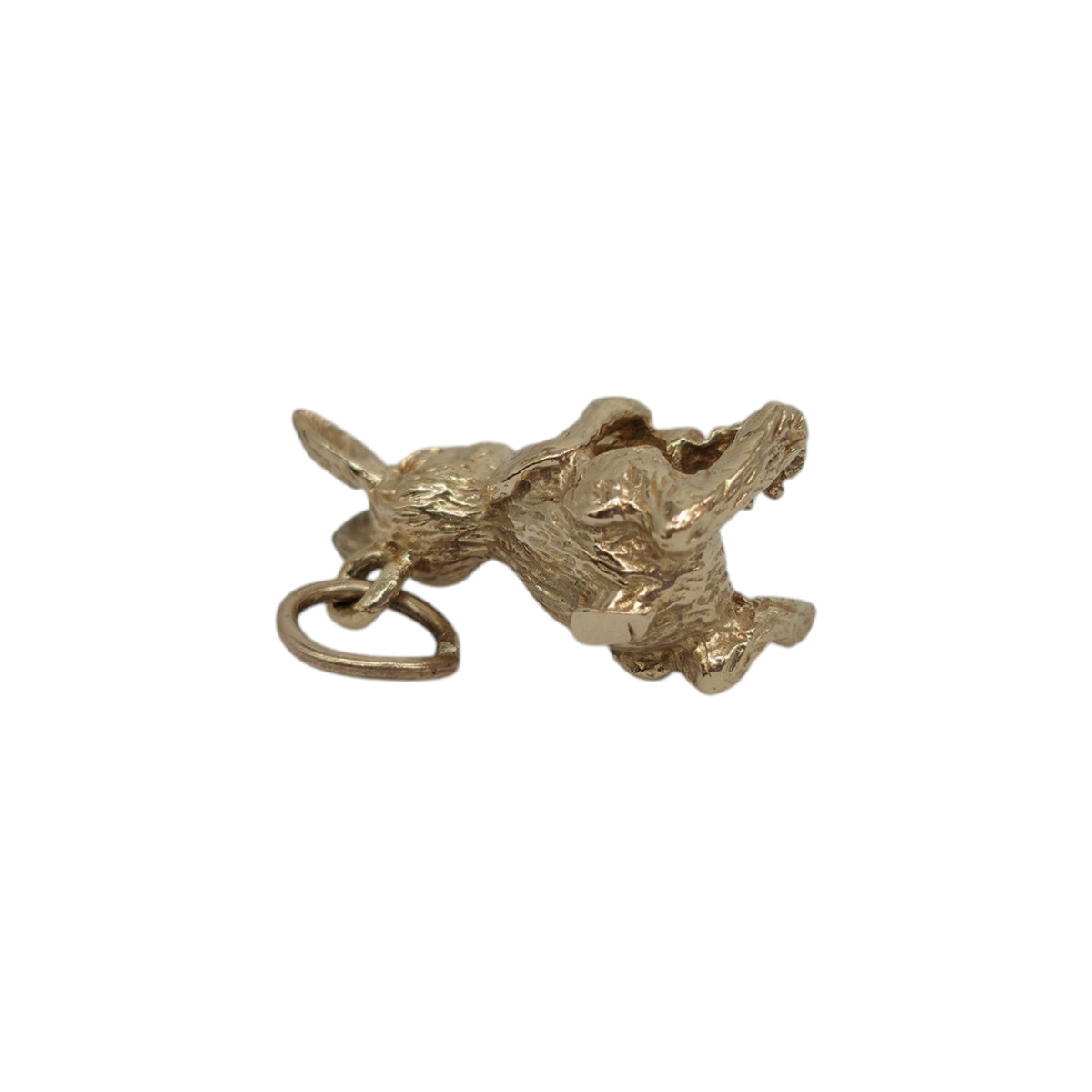 9ct 375 Yellow Gold Bunny With A Carrot Charm 1980 L 1.7 cm 3.2 g.