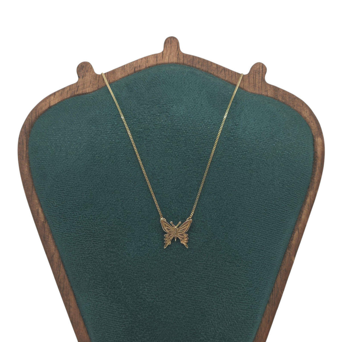 9ct 375 Yellow Gold Butterfly Necklace 1980 L 39.3 cm 2.3 g.