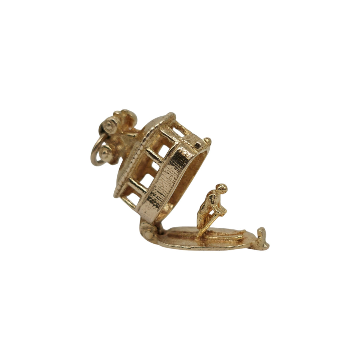 9ct 375 Yellow Gold Skier Inside Cable Car Opening Charm 1968 L 1.8 cm 4.4 g.
