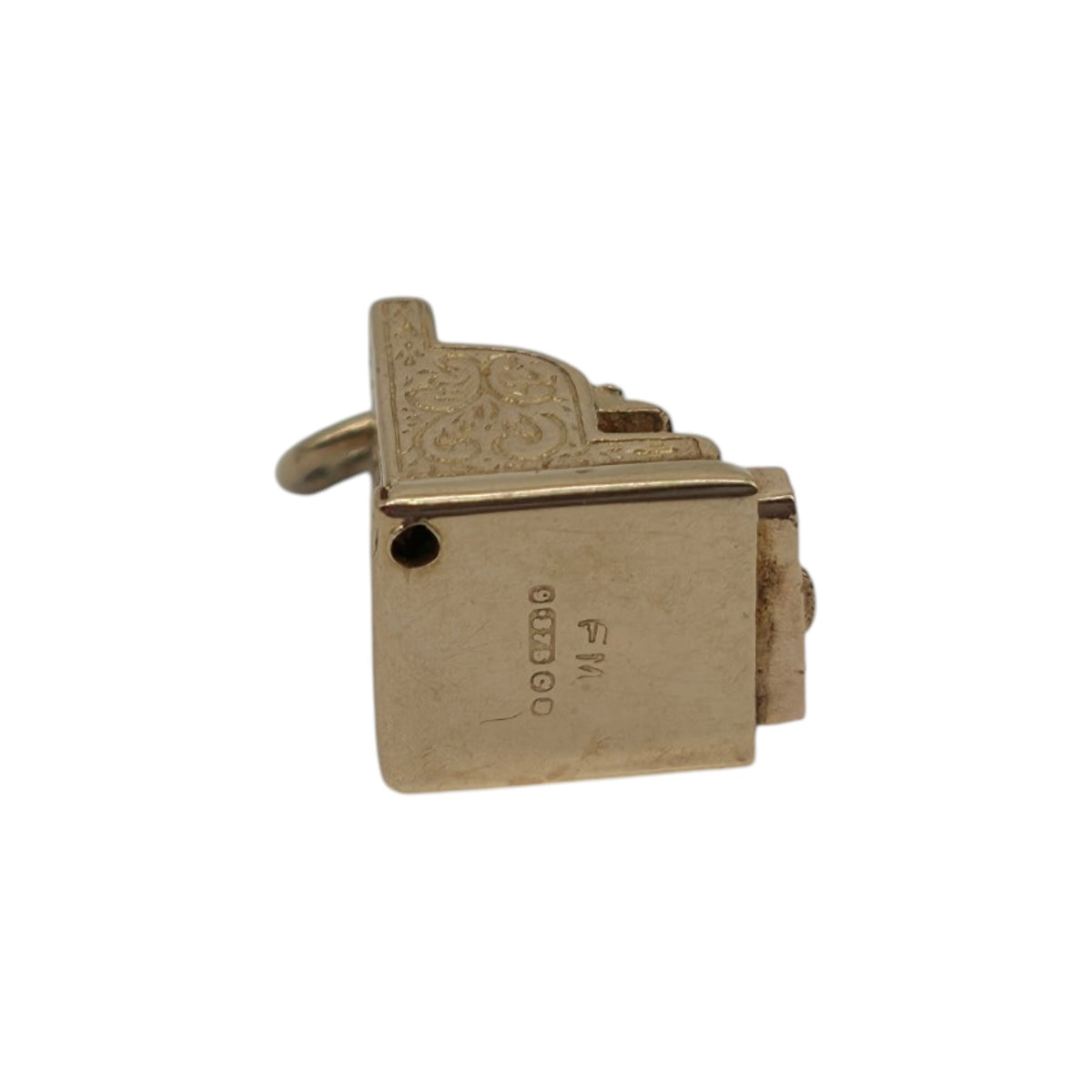 9ct 375 Yellow Gold "Love 4 Sale" Charm 1958 L 1.1 cm 3.5 g.