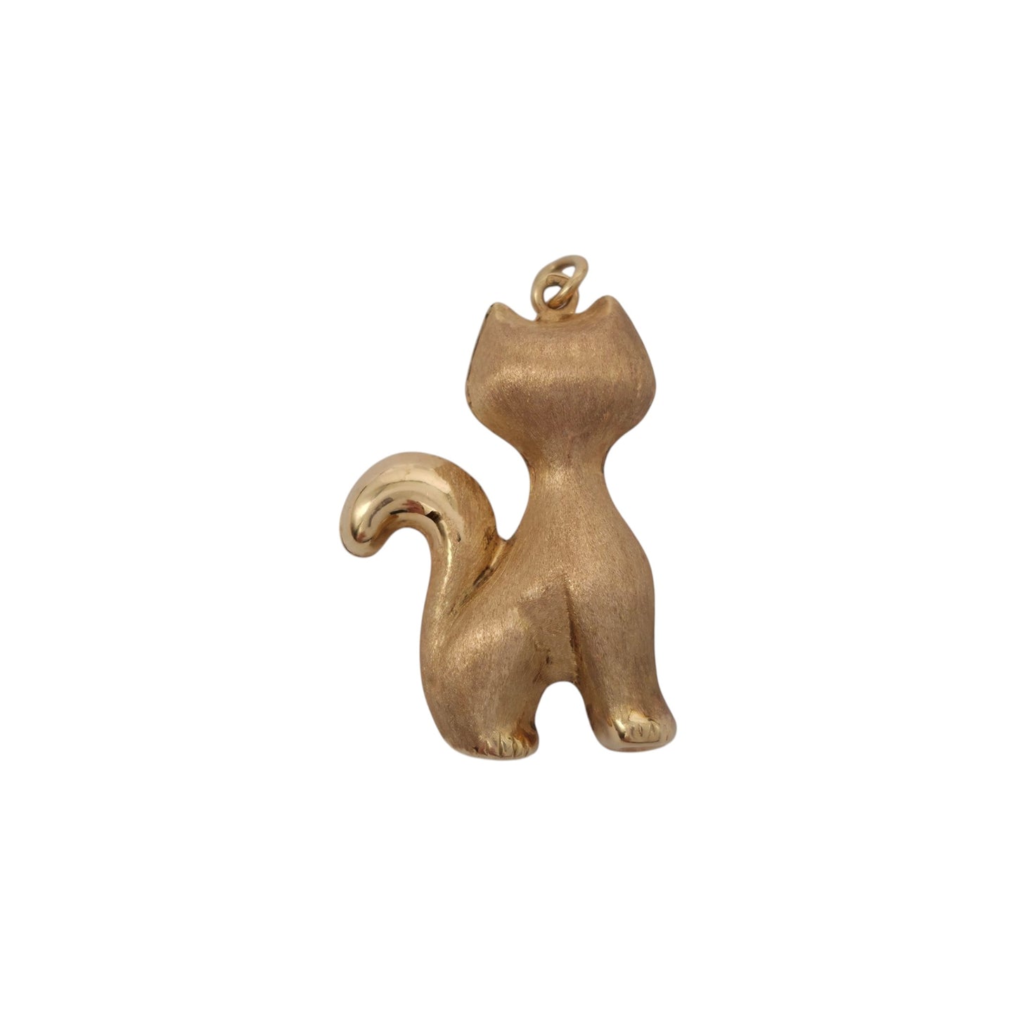 9金 375 イエローゴールド 猫チャーム L 2.2 cm 1.2 g