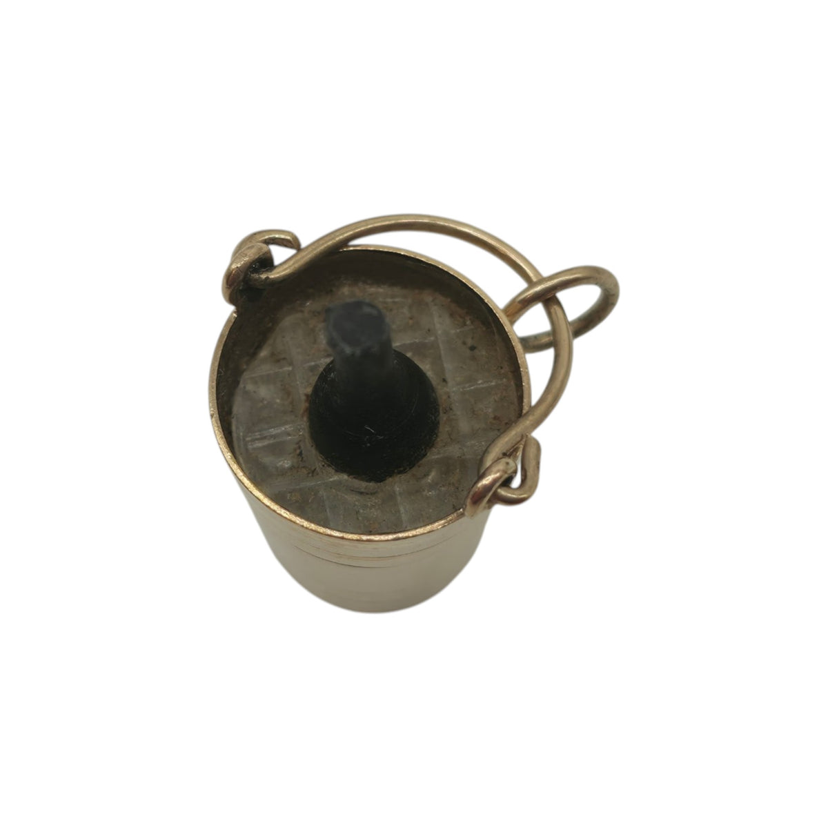 9ct 375 Yellow Gold Champagne Bucket Charm 1977 L 2.3 cm 1.6 g.