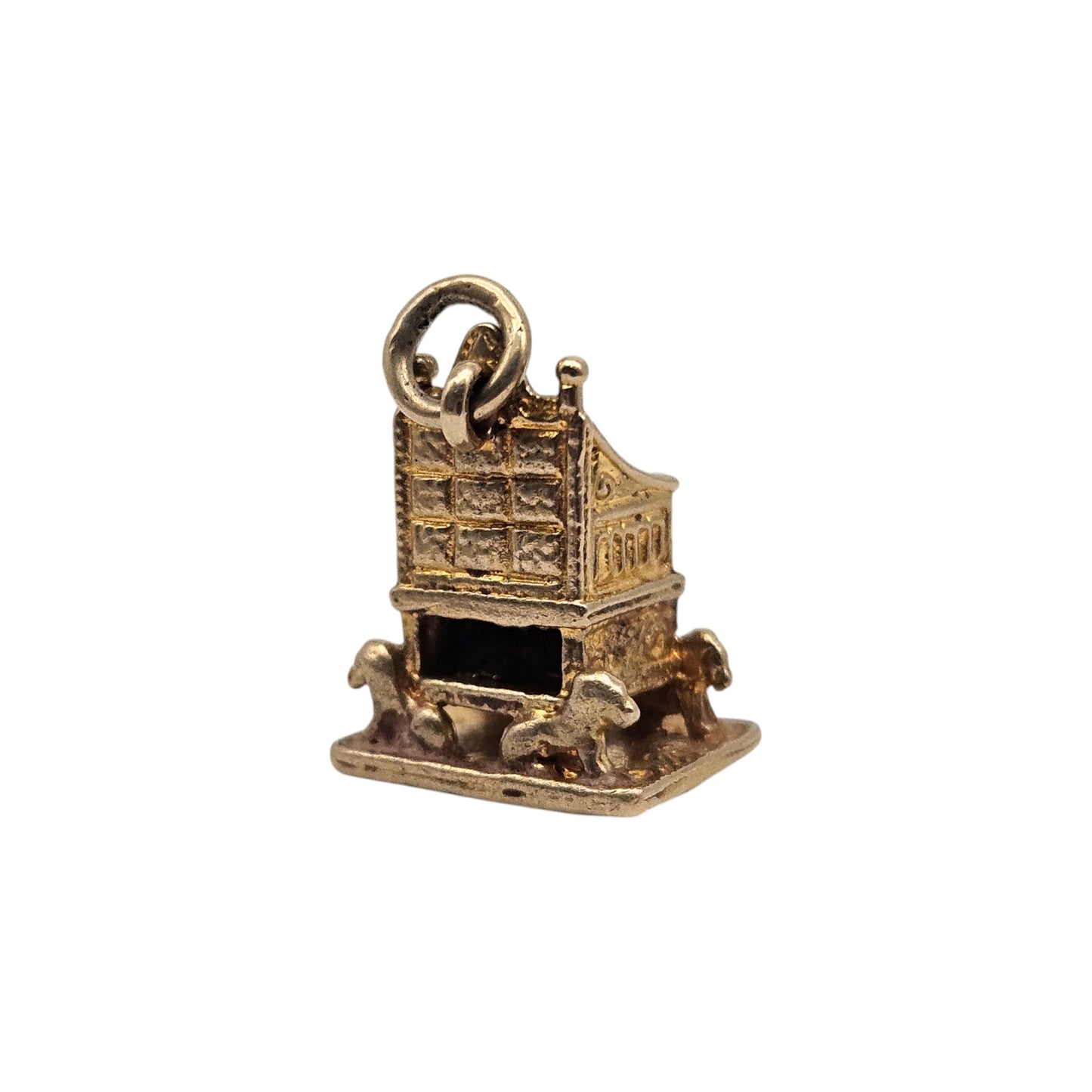 9ct 375 Yellow Gold Coronation Throne Charm 1952 L 1.5 cm 4.1 g.