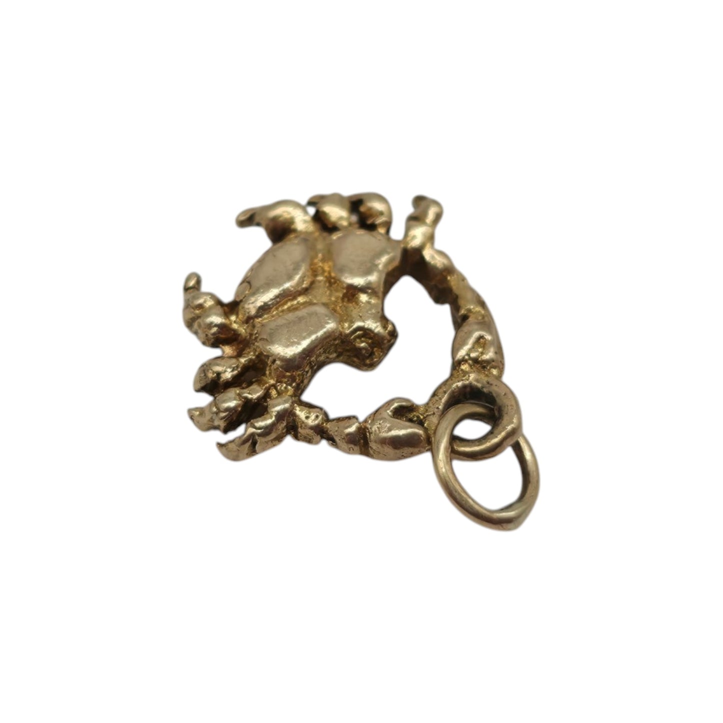 9ct 375 Yellow Gold Crab Charm 1955 L 1.0 cm 1.1 g.