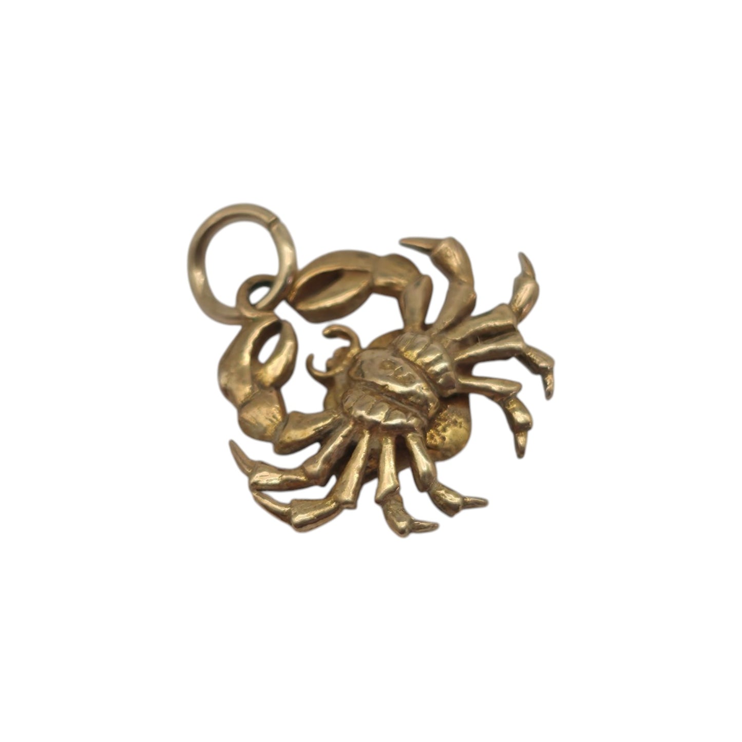 9ct 375 Yellow Gold Crab Charm 1955 L 1.4 cm 1.5 g.