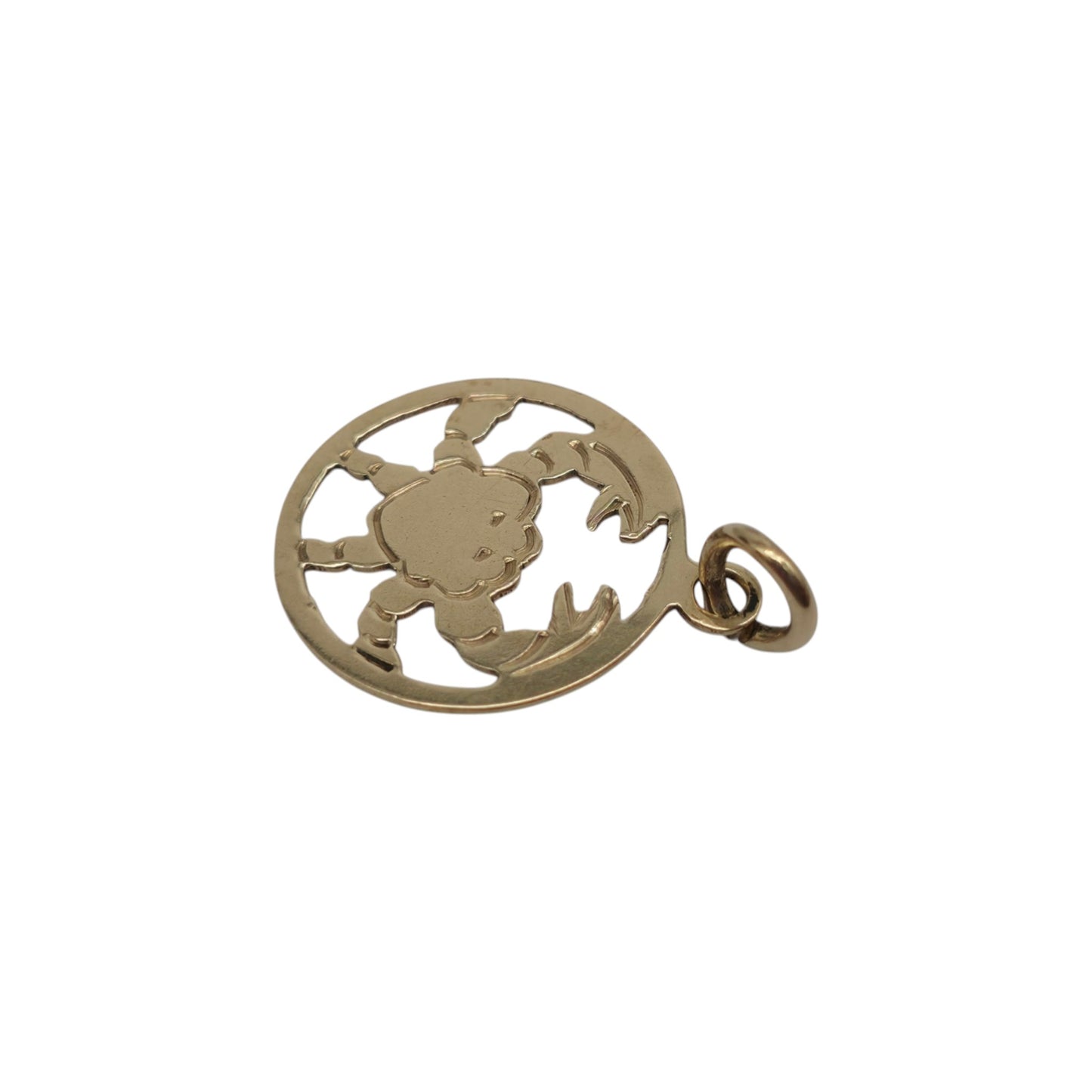 Chester 9ct 375 Yellow Gold Crab Charm 1957 L 1.3 cm 0.5 g.