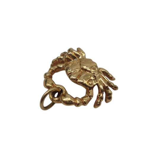 9ct 375 Yellow Gold Crab Charm 1970 L 1.1 cm 0.9 g.