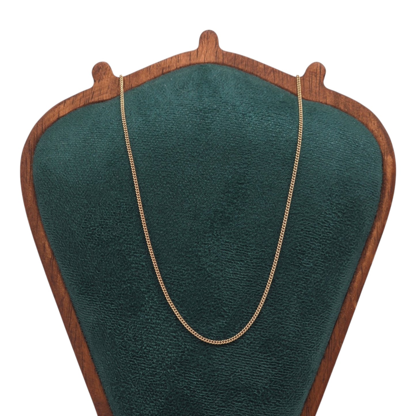 9ct 375 Yellow Gold Fine Curb Chain L 46.2 cm 2.9 g.