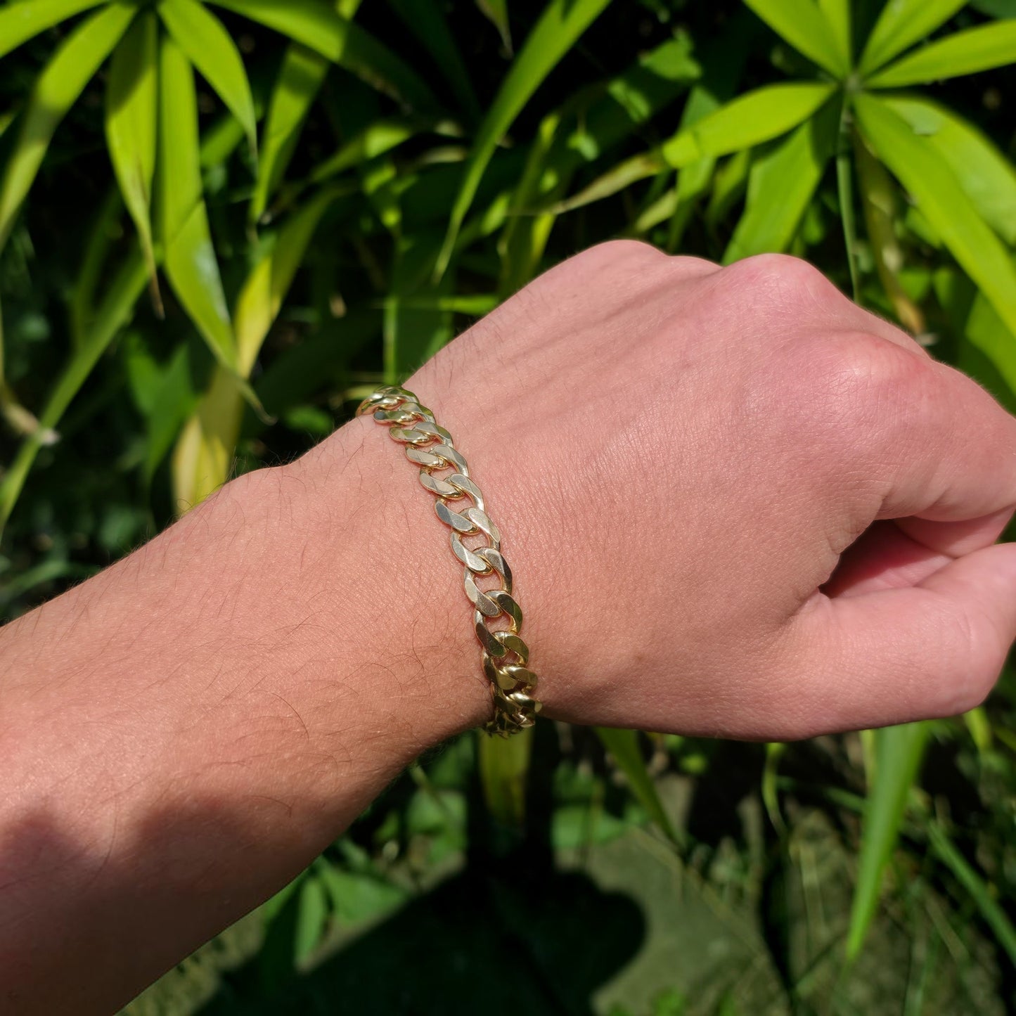 Solid 9ct 375 Yellow Gold Curb Link Bracelet L 19.9 cm 19.7 g.