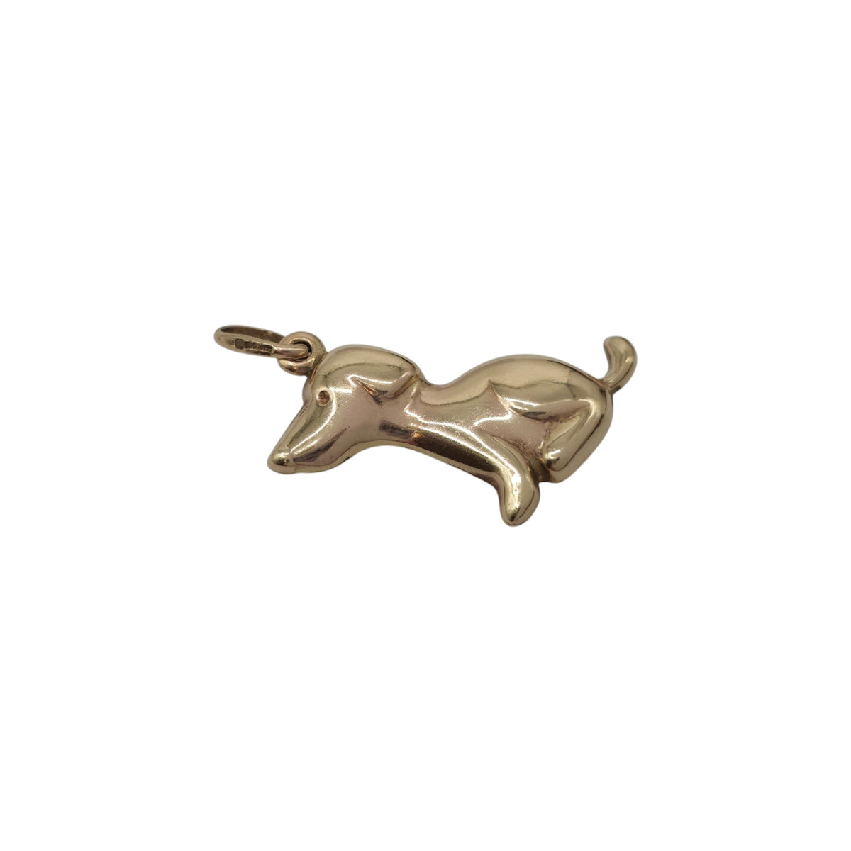 9ct 375 Yellow Gold Seated Dog Charm L 2.0 cm 1.0 g.