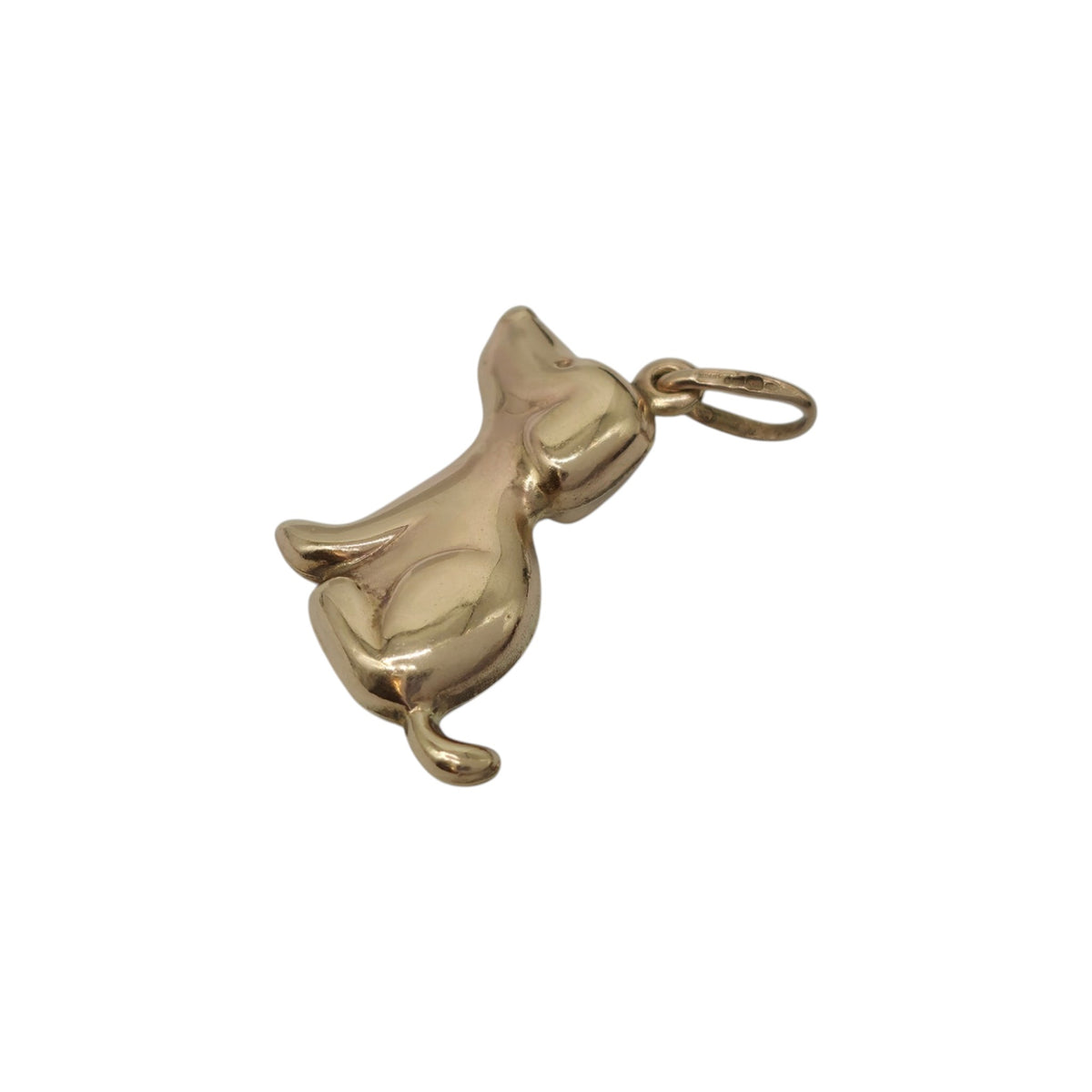 9ct 375 Yellow Gold Seated Dog Charm L 2.0 cm 1.0 g.