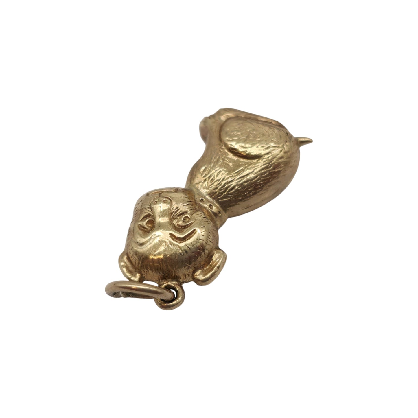 9ct 375 Yellow Gold Seated Dog Charm 1968 L 1.6 cm 0.8 g.