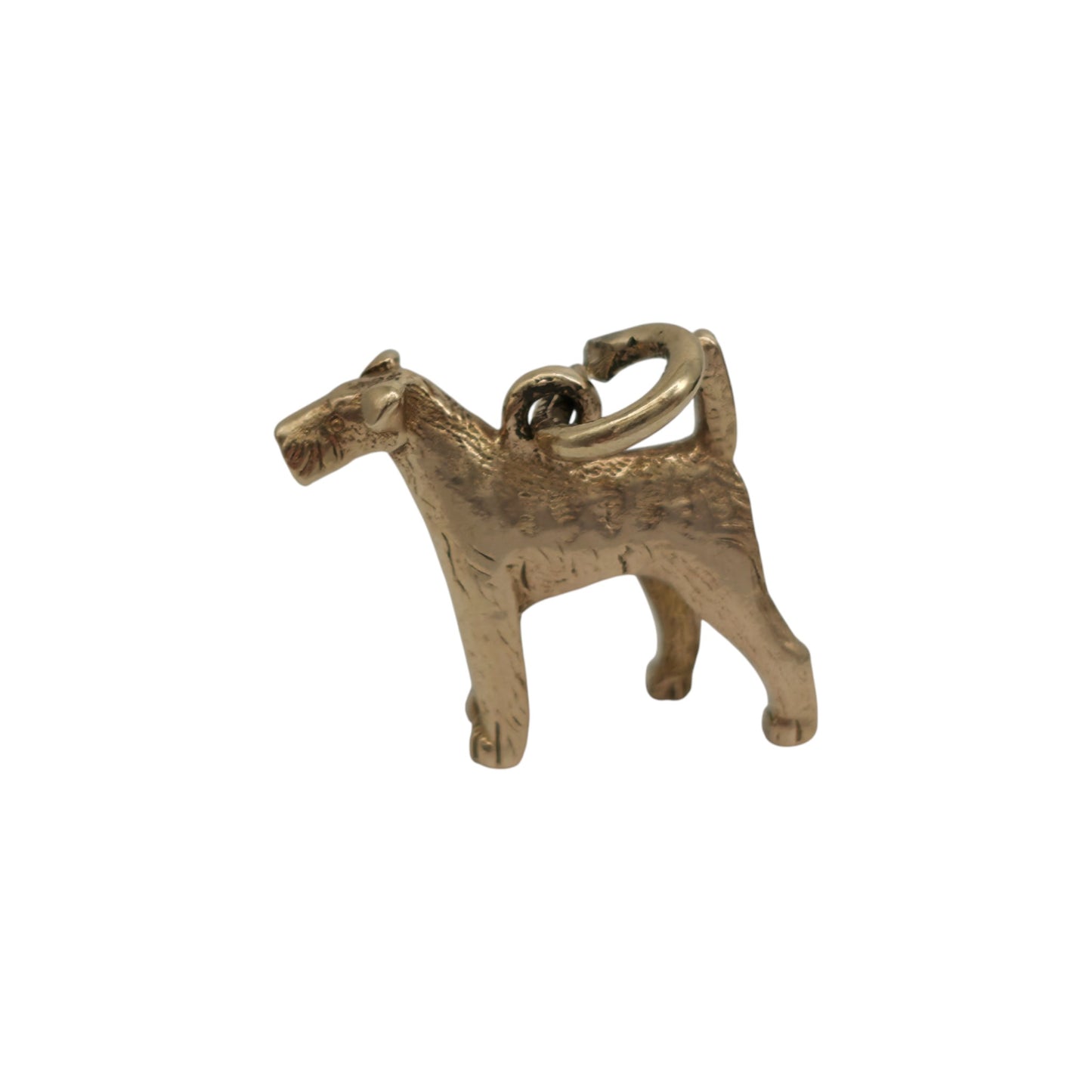 9ct 375 Yellow Gold Airedale Terrier Dog Charm 1957 L 1.2 cm 2.3 g.