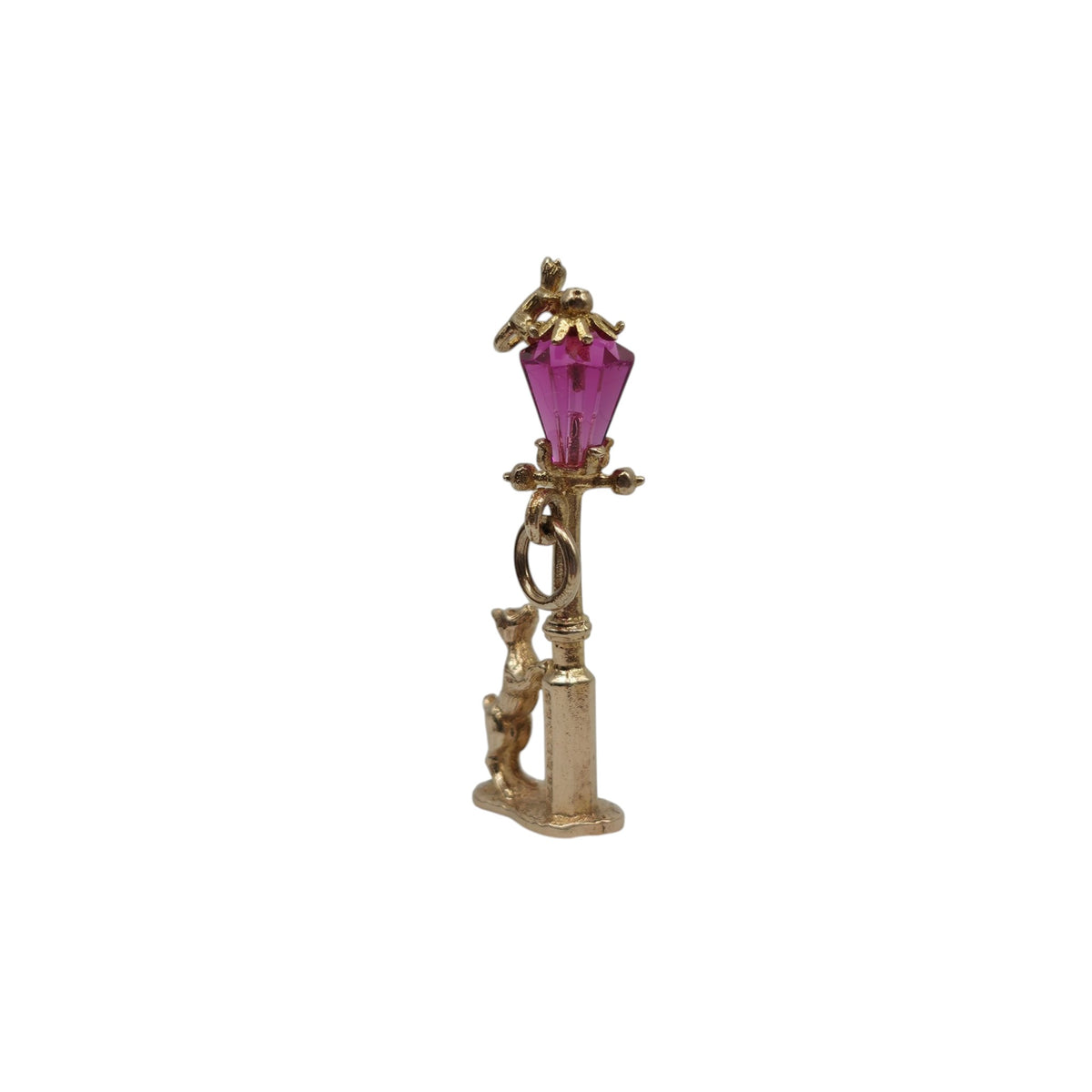 Amusing 9ct 375 Yellow Gold Dog Chasing Cat Up Lamppost Charm 1971 L 2.9 cm 2.1 g.