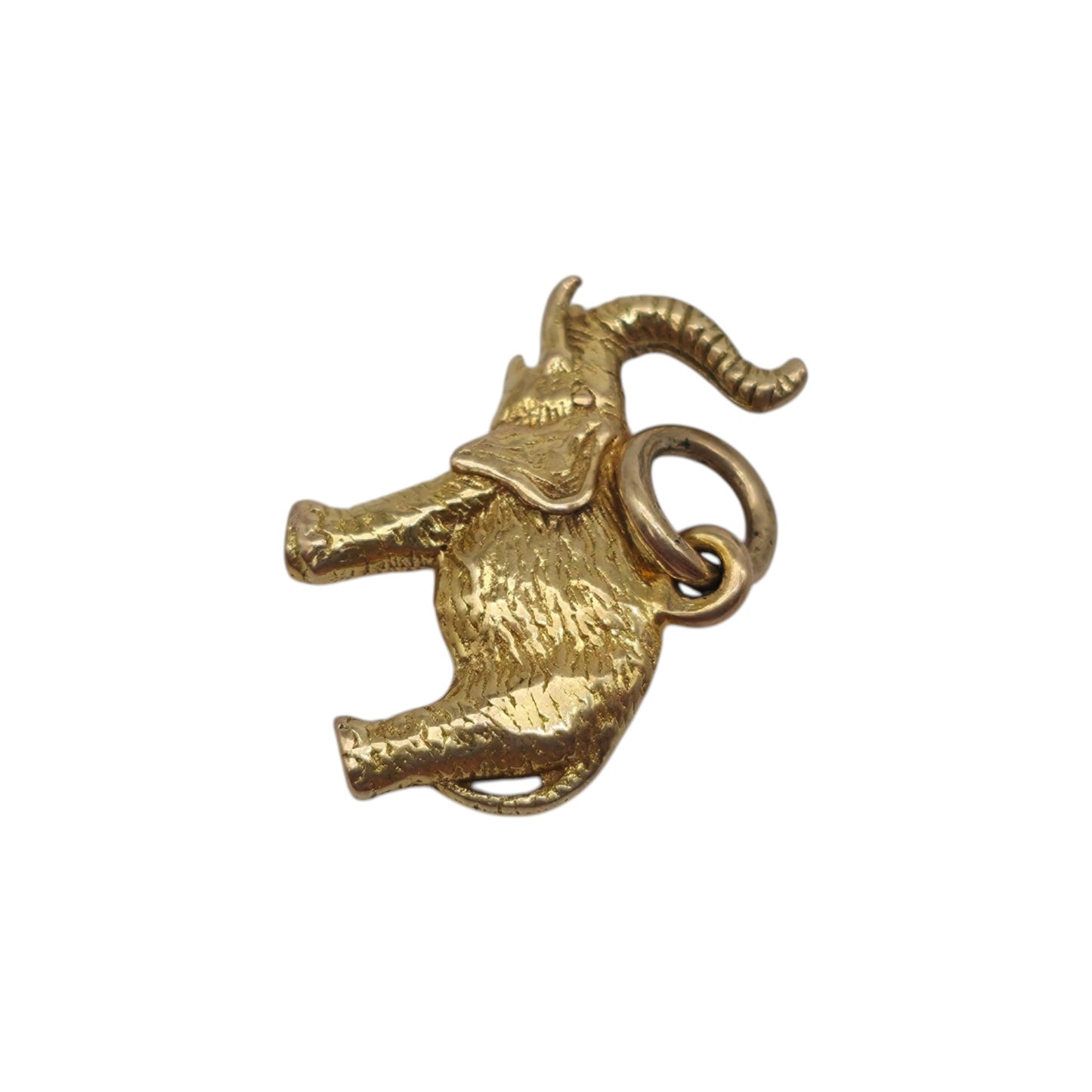 9ct 375 Yellow Gold Elephant Charm 1952 L 1.4 cm 1.7 g.
