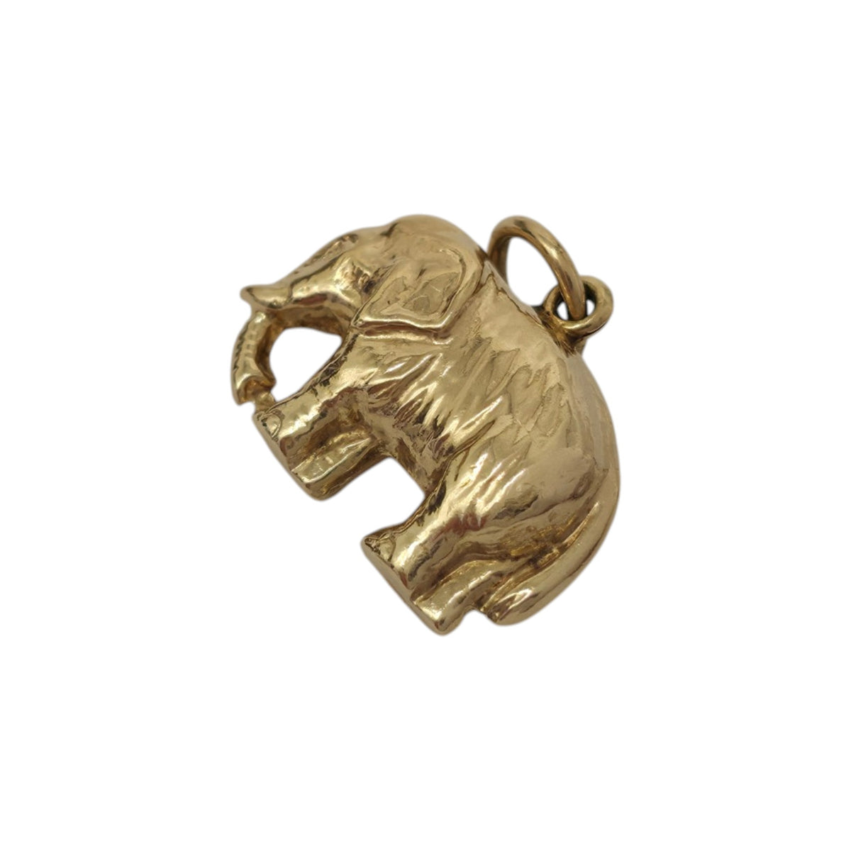 9ct 375 Yellow Gold Elephant Charm 1971 L 1.5 cm 0.8 g.
