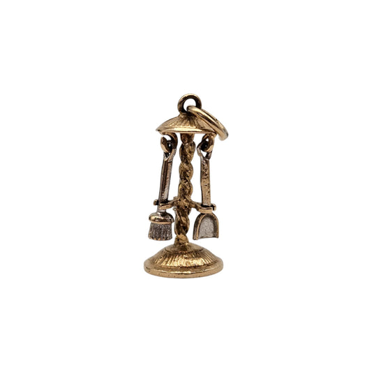 Rare 9ct 375 Yellow Gold Fireplace Tools Charm 1964 L 1.8 cm 2.0 g.