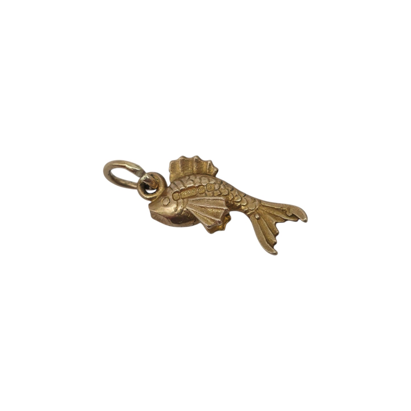 9ct 375 Yellow Gold Fish Charm 1953 L 1.4 cm 1.2 g.