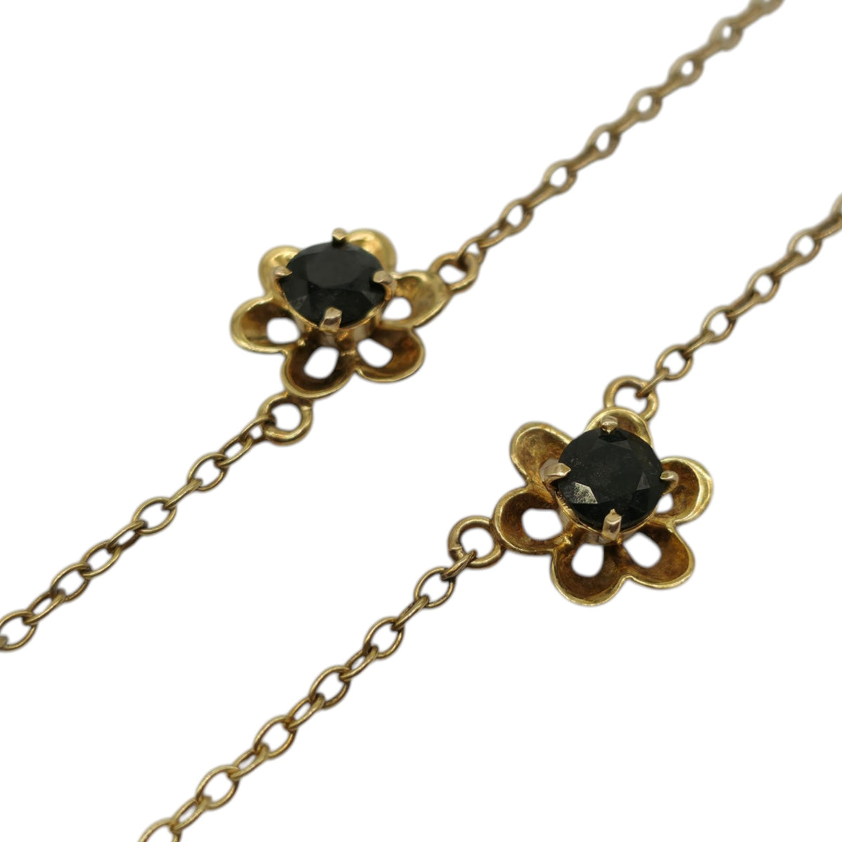 9ct 375 Yellow Gold Sapphire Flower Necklace 1978 L 46.1 cm 4.6 g.