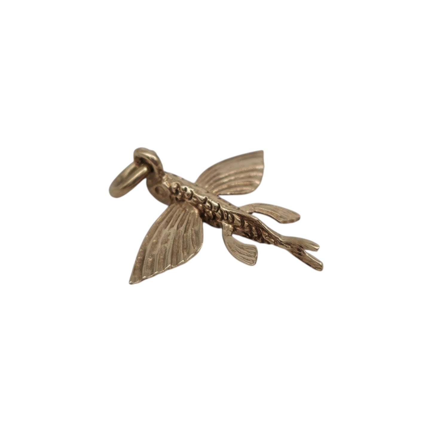 9ct 375 Yellow Gold Flying Fish Charm 1973 L 1.6 cm 0.9 g.