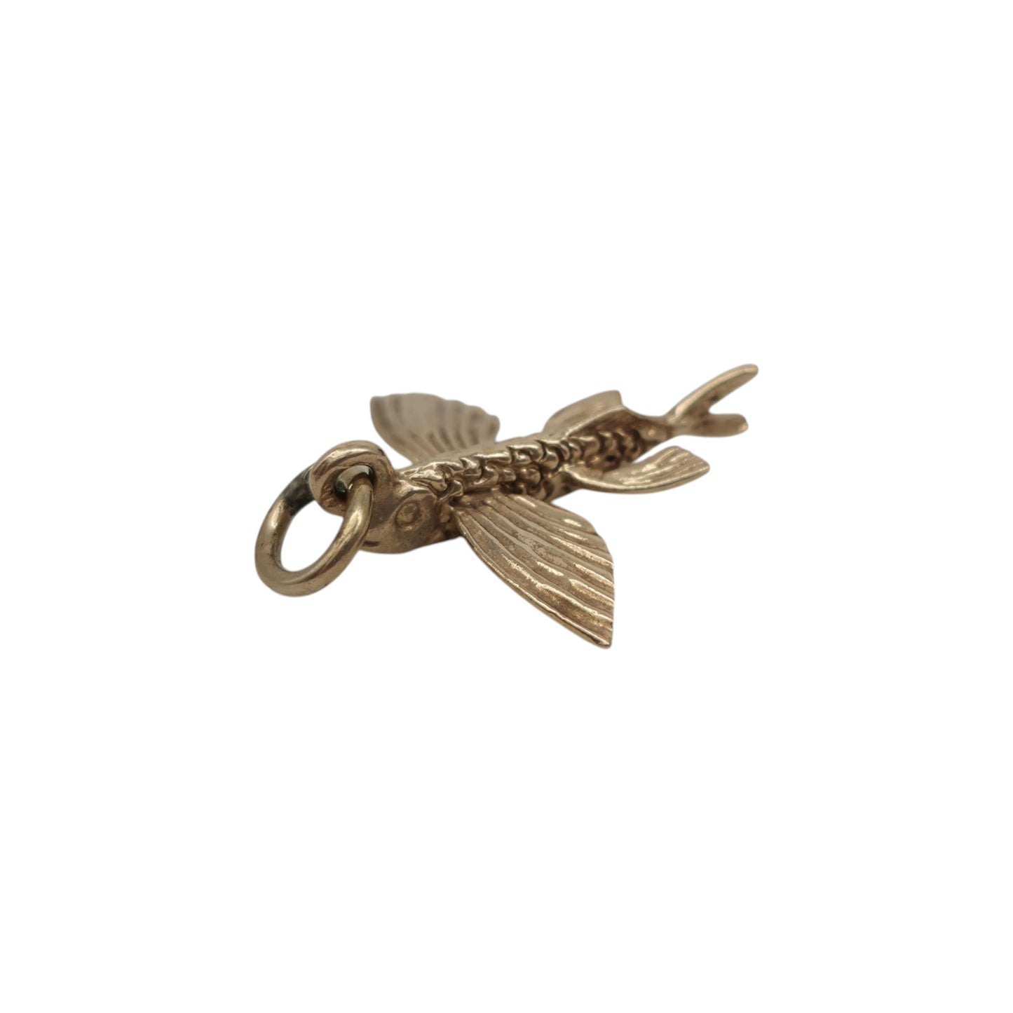 9ct 375 Yellow Gold Flying Fish Charm 1973 L 1.6 cm 0.9 g.
