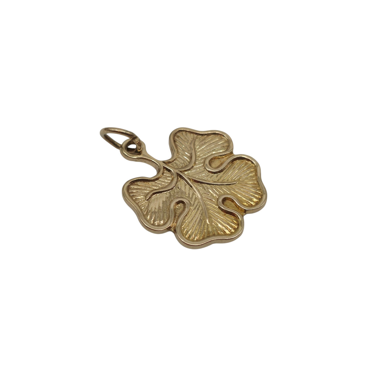 9ct 375 Yellow Gold Four Leaf Clover Charm 1956 L 1.6 cm 2.6 g.