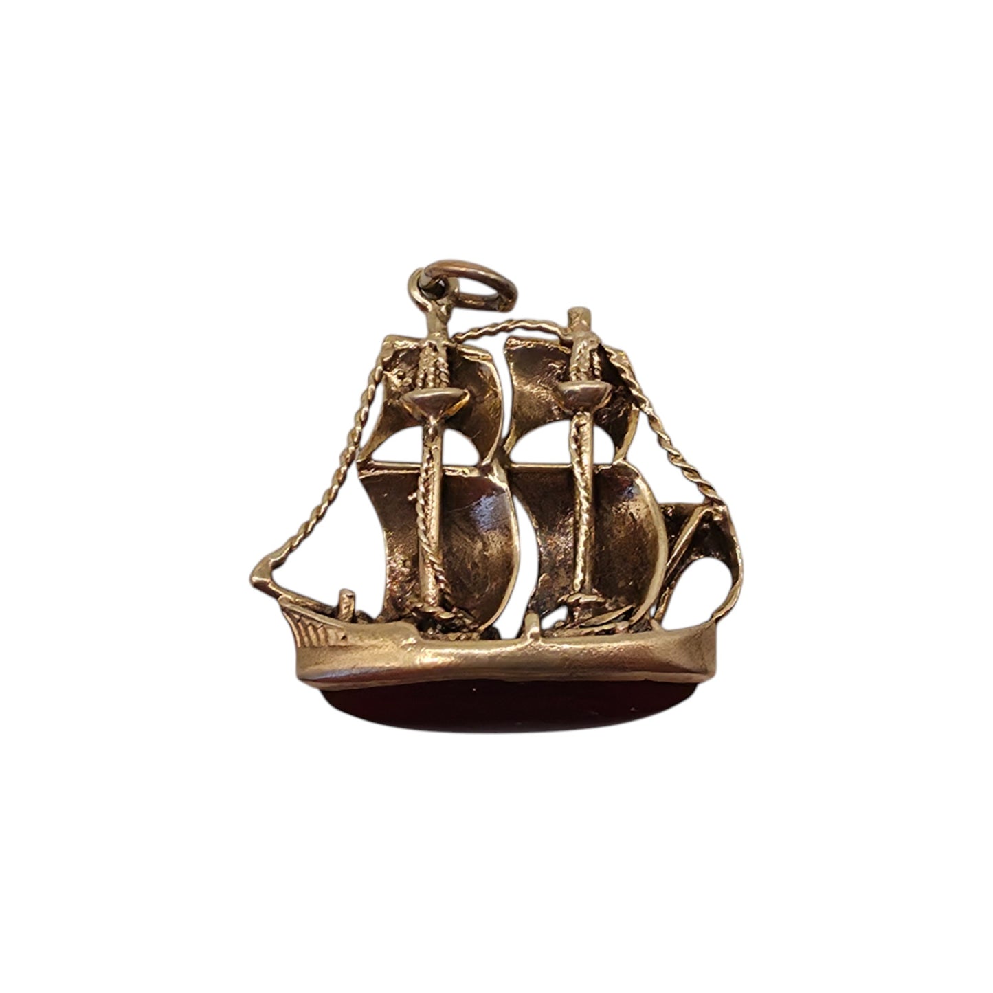 9ct 375 Yellow Gold Galleon Ship Charm c.1964 L 2.2 cm 4.8 g.